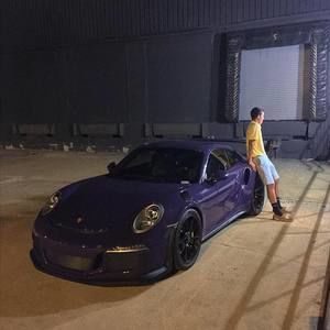 Meet your Posher, Justin